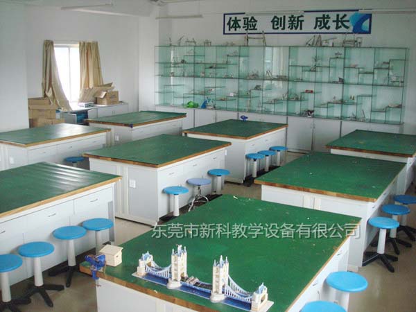 <a href='http://www.bs-laser.com/chanpinyiji/37-1.html' target='1' style='font-size:18px; font-weight:bold; color:#ff0000;'>通用技術(shù)實(shí)驗(yàn)室設(shè)備</a>