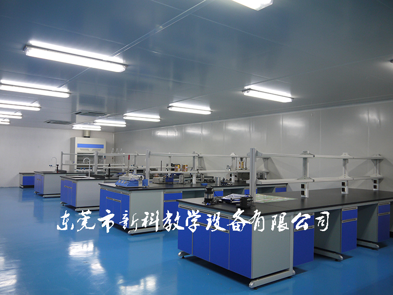 <a href='http://www.bs-laser.com/products/63-1.html' target='1' style='font-size:18px; font-weight:bold; color:#000000;'>中央實(shí)驗(yàn)臺(tái)</a>案例